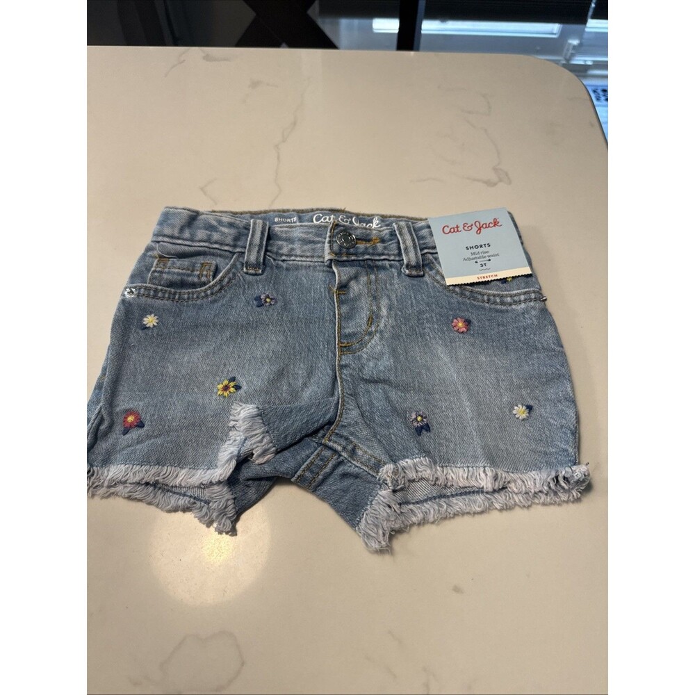Cat & Jack Toddler Girls Denim Shorts Floral Embroidered Frayed Hem Size 3T NWT